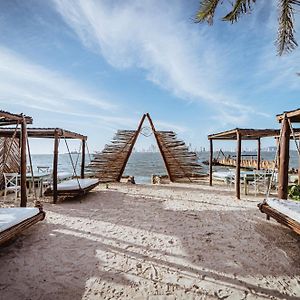 Namaste Beach Club & Hotel